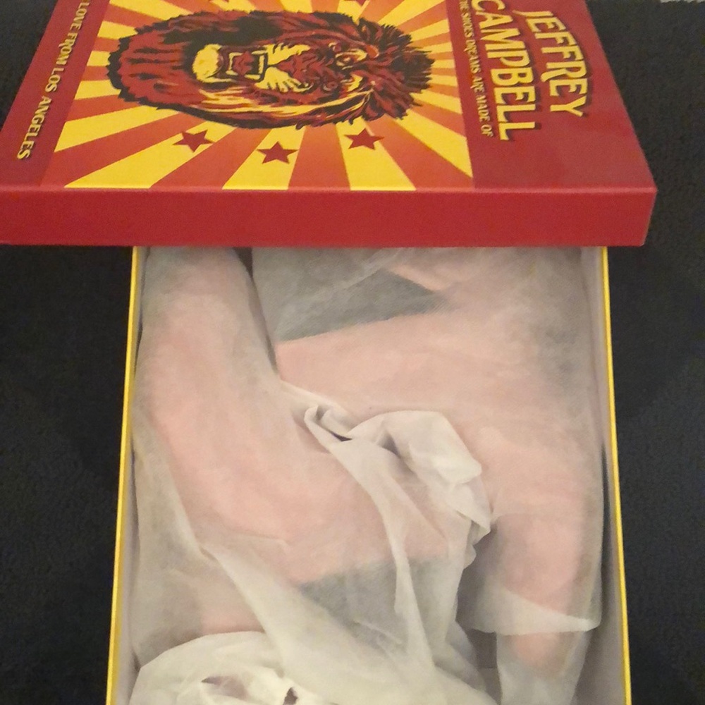 Jeffrey Campbell- Muskrat Ankle Boot- Blush - Picture 7 of 8